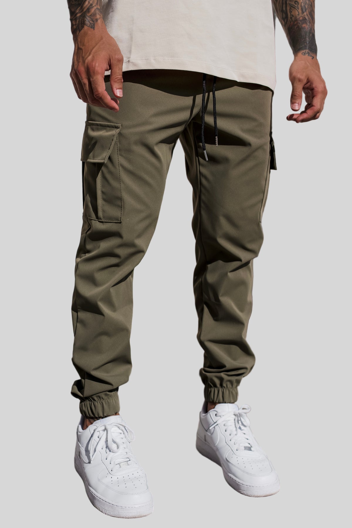 Eliano – Men’s Urban Fit Cargo Trousers