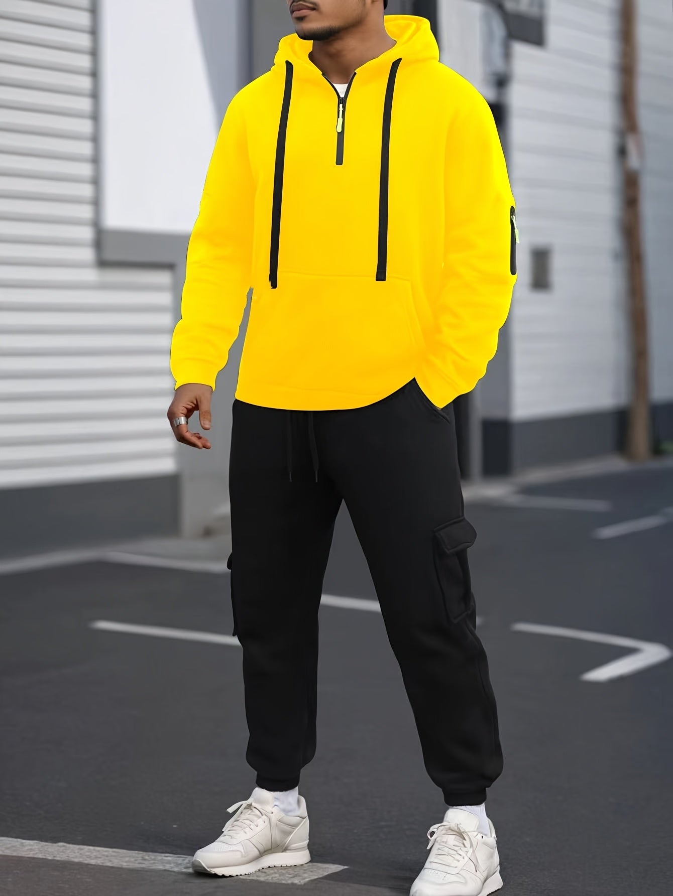 Cesario – Men’s Half-Zip Hooded Pullover